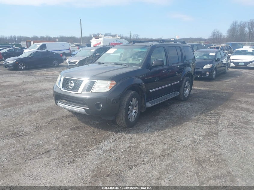 2012 Nissan Pathfinder Le