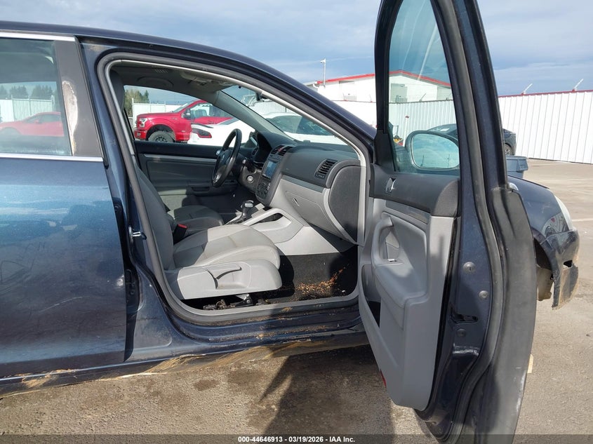 2009 Volkswagen Jetta Se/Sel