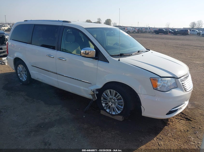 2013 Chrysler Town & Country Limited