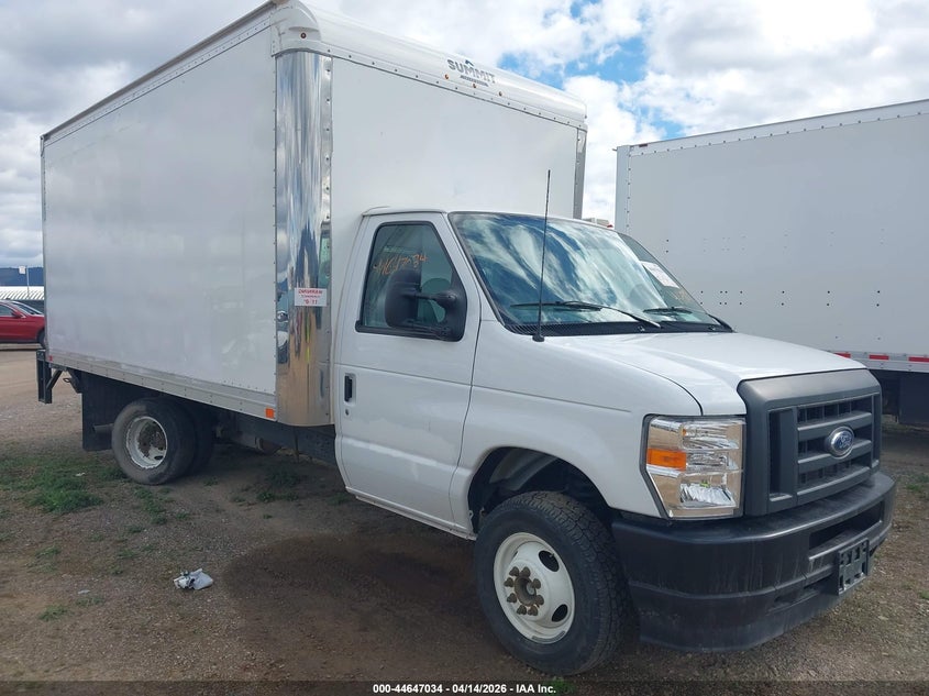 2024 Ford E-450 Cutaway