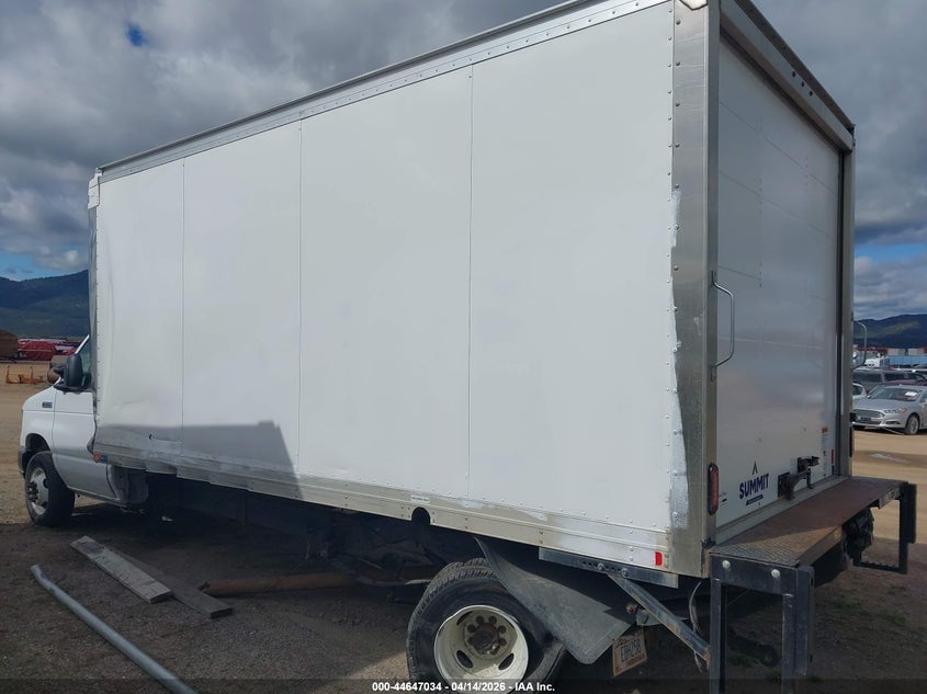 2024 Ford E-450 Cutaway