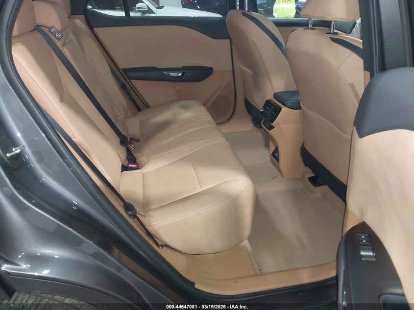 VIN: JTJAAAAAB7SA03082 2025 LEXUS E450