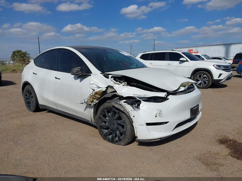 Vin: 5yjygdefxlf002864, lot: 45144141, tesla model y 2020 img_1