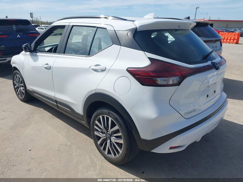 2024 Nissan Kicks Sr Xtronic Cvt