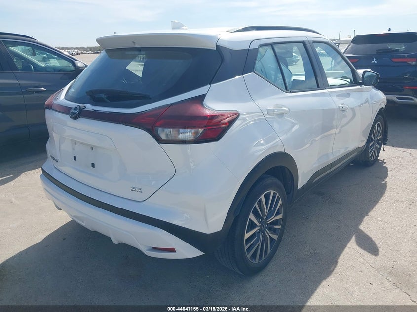 2024 Nissan Kicks Sr Xtronic Cvt