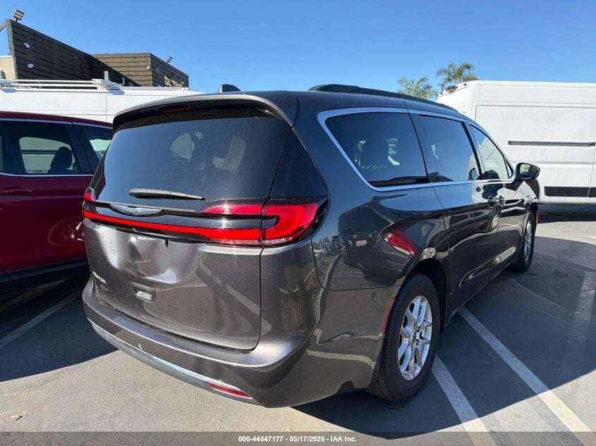Vin: 2c4rc1bgxnr181586, lot: 45144194, chrysler pacifica touring l 20224