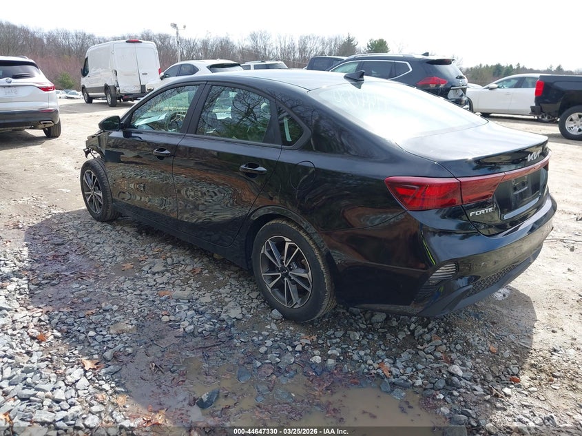 2022 Kia Forte Lxs