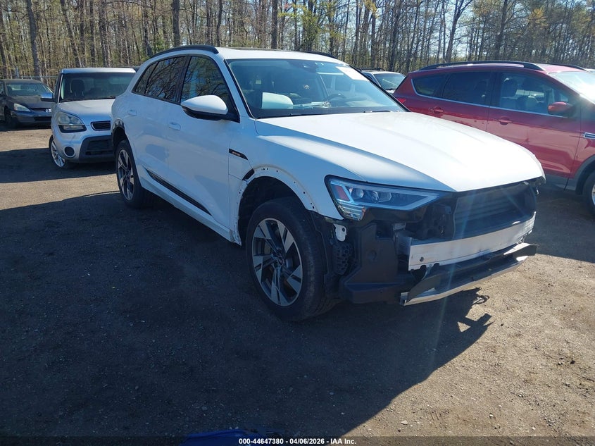 2021 AUDI E-TRON PREMIUM QUATTRO