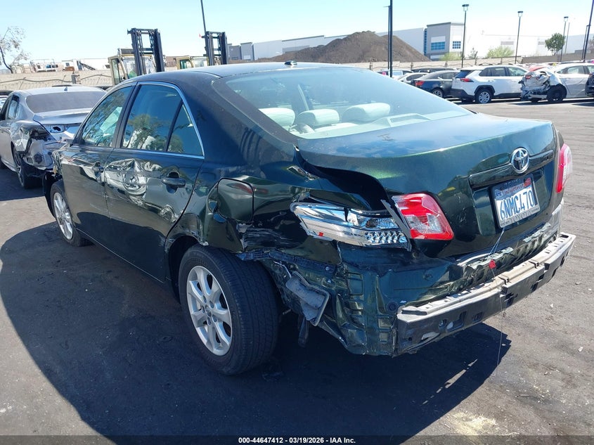 2011 Toyota Camry Le