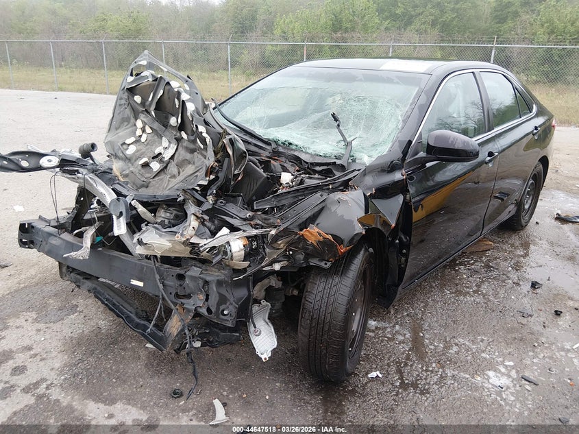 2015 Toyota Camry Le