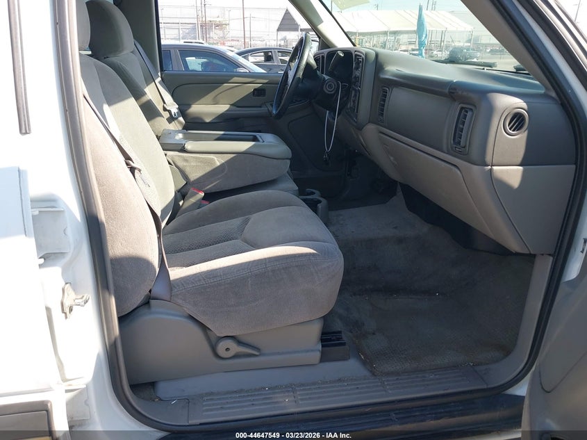 2005 Chevrolet Suburban 1500 Ls