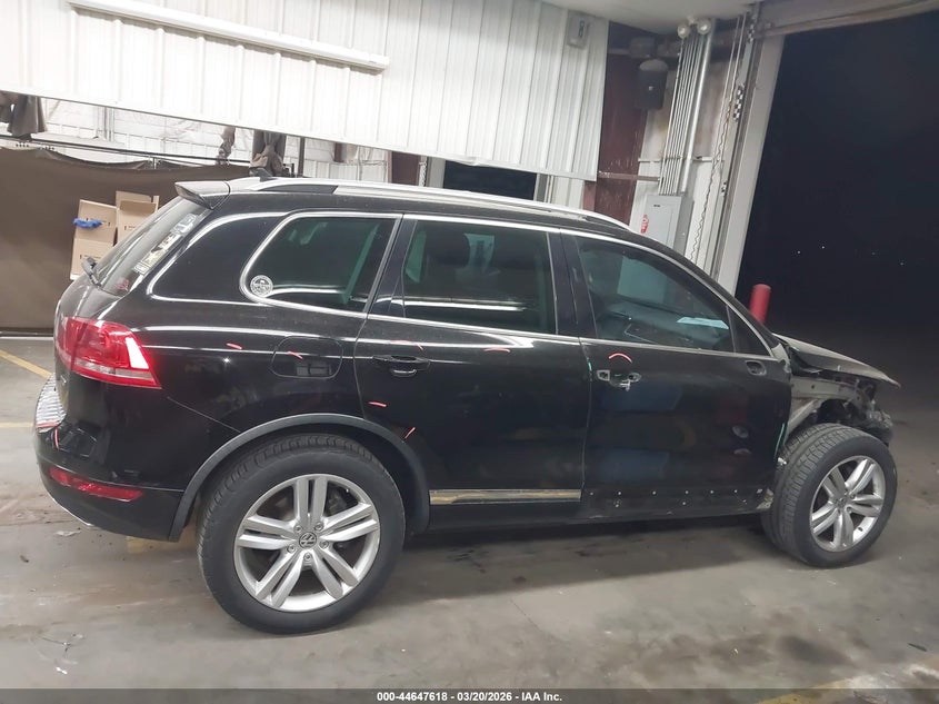 2012 Volkswagen Touareg Tdi Executive VIN: WVGEK9BP2CD012240 Lot: 44647618