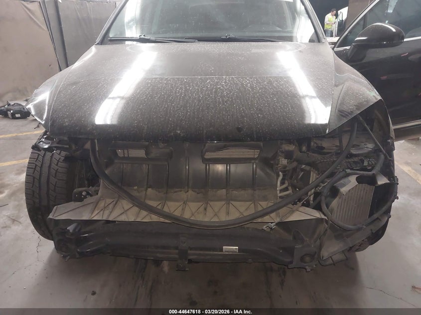 2012 Volkswagen Touareg Tdi Executive VIN: WVGEK9BP2CD012240 Lot: 44647618