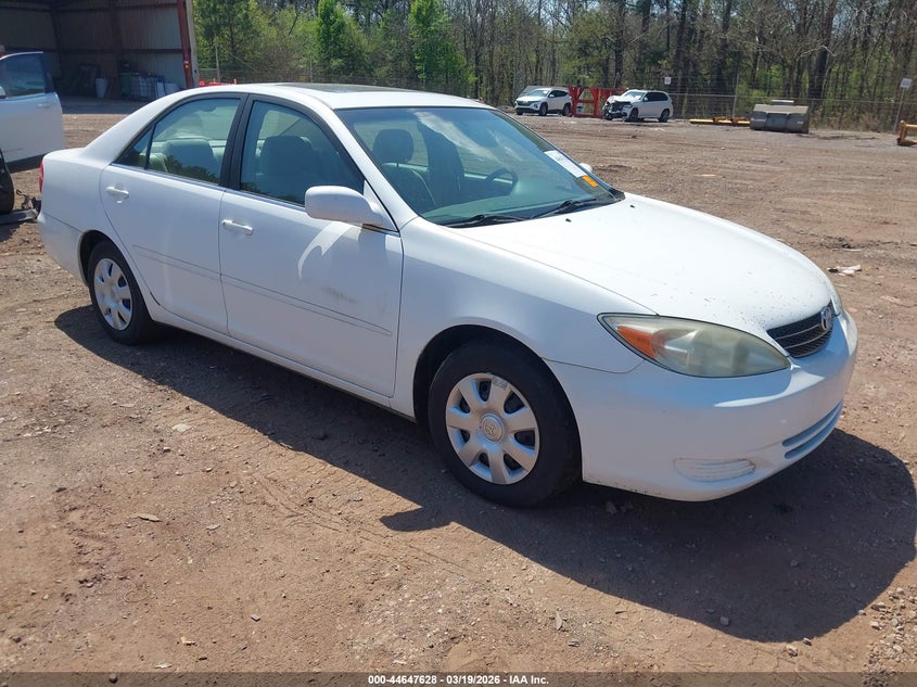 2002 TOYOTA CAMRY LE