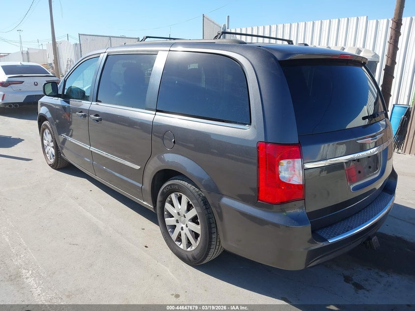 2015 Chrysler Town & Country Touring