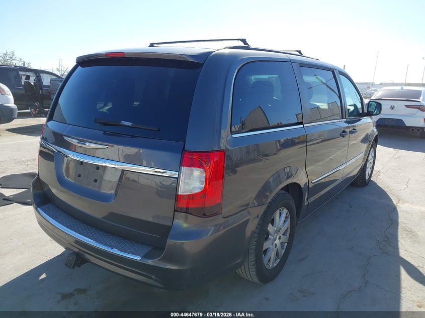 2015 Chrysler Town & Country Touring