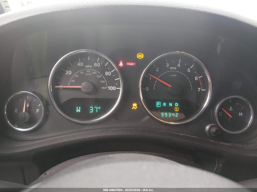 2011 JEEP WRANGLER auction photo 7