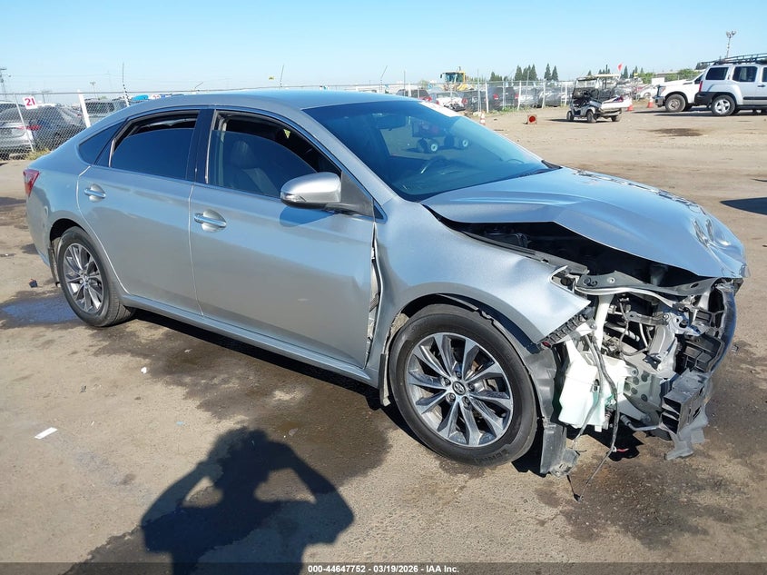 2016 Toyota Avalon Xle