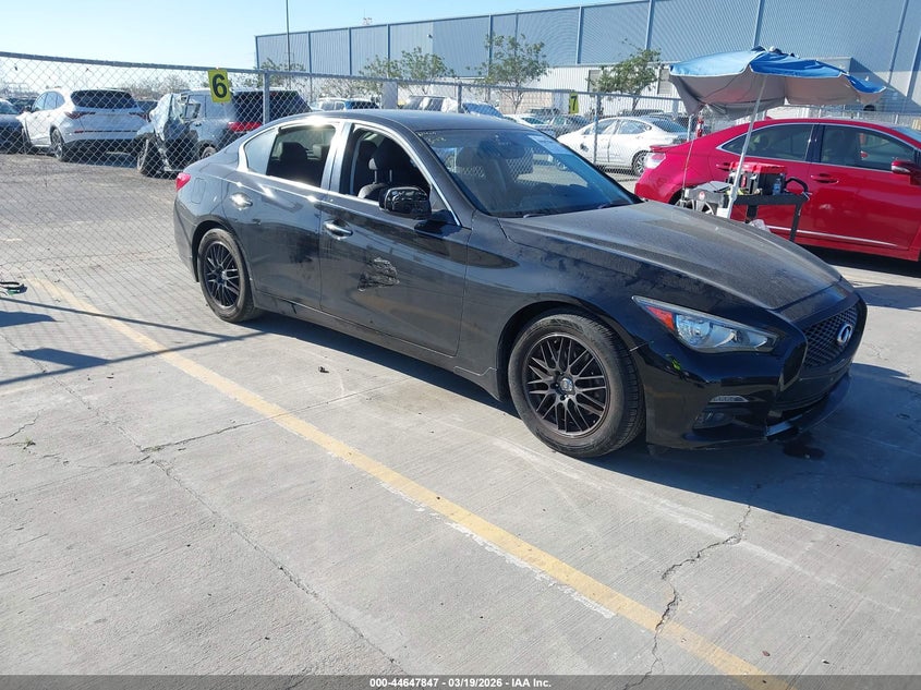 2015 Infiniti Q50 Premium