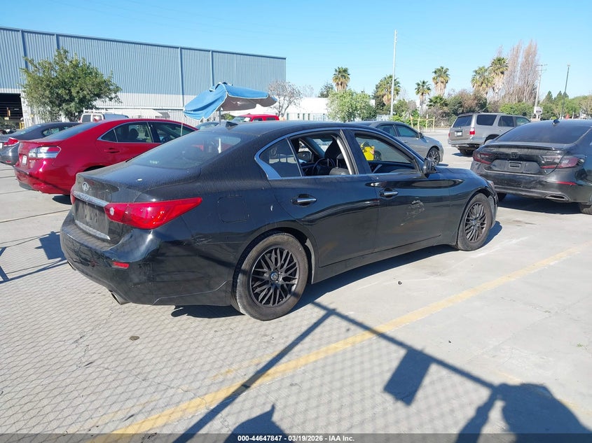 2015 Infiniti Q50 Premium
