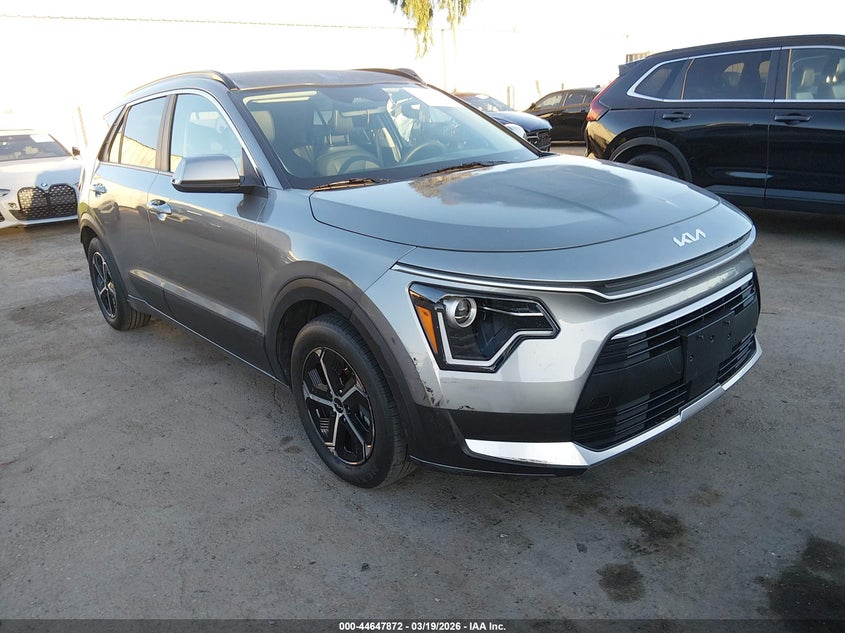 2025 Kia Niro Plug-In Hybrid Ex