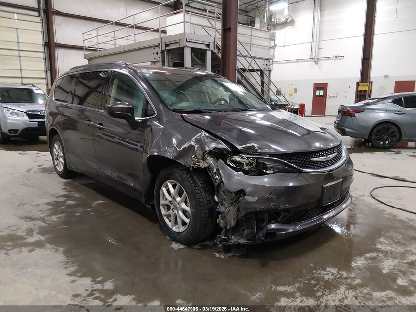 2021 CHRYSLER VOYAGER LXI