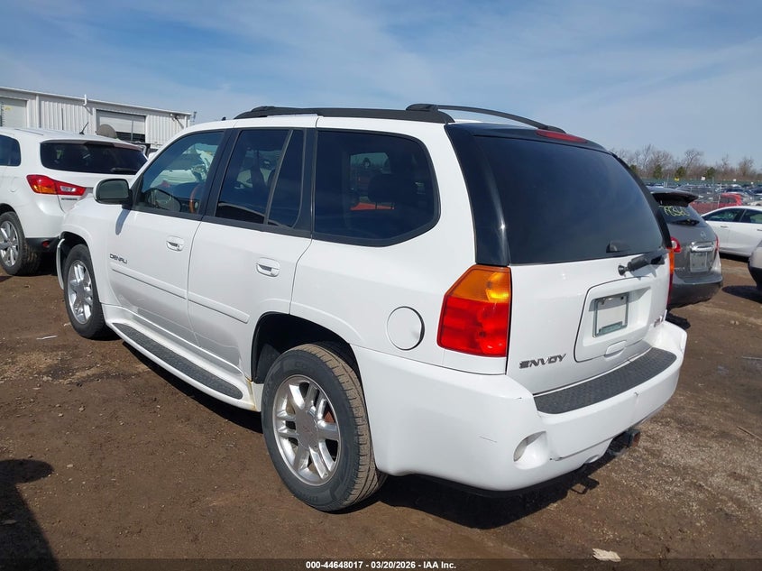 2008 GMC Envoy Denali