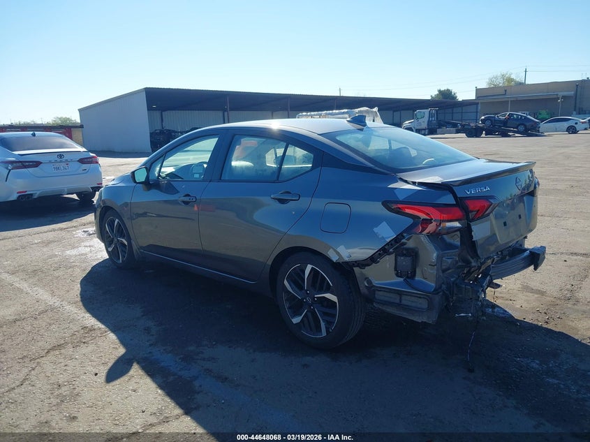 2024 Nissan Versa 1.6 Sr