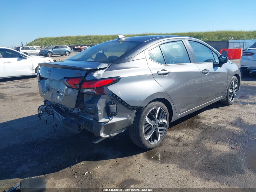 2024 Nissan Versa 1.6 Sr