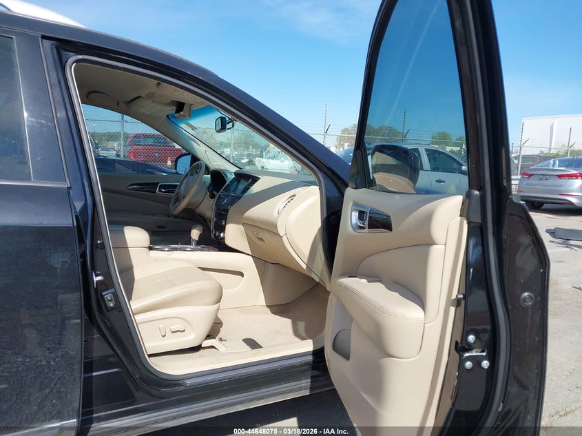 2015 Nissan Pathfinder Sl