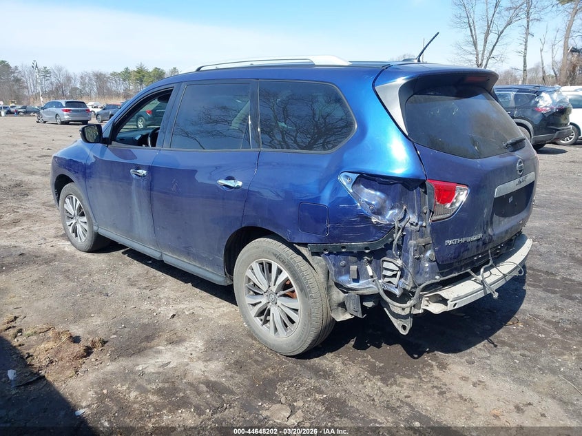 2018 Nissan Pathfinder Sv