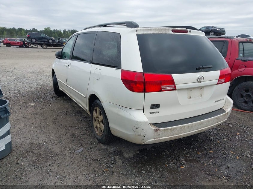2004 Toyota Sienna Le