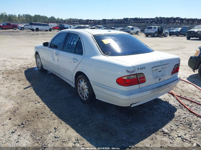 2001 Mercedes-Benz E 320