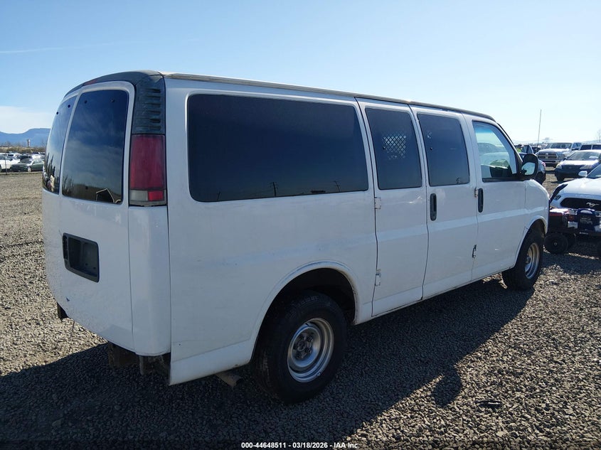 2000 GMC Savana Standard