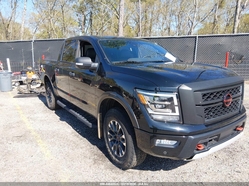 2024 Nissan Titan Pro-4X 4X4