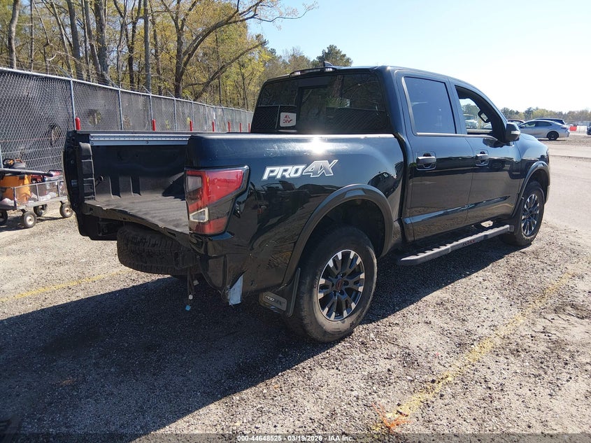2024 Nissan Titan Pro-4X 4X4