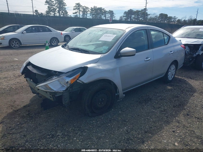 2019 Nissan Versa 1.6 Sv