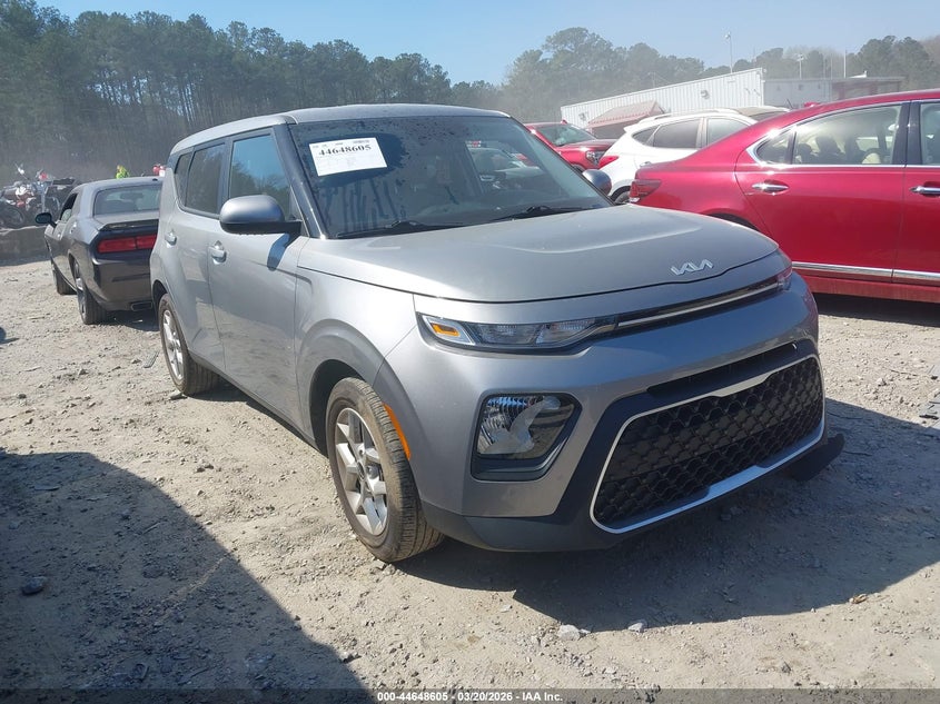 2022 Kia Soul Lx
