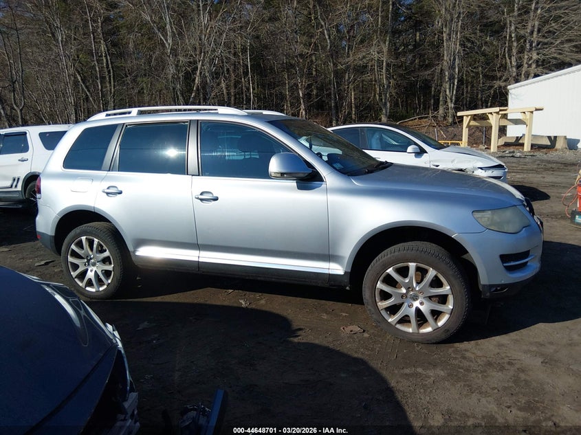 2008 Volkswagen Touareg 2 Vr6 Fsi VIN: WVGBE77L28D067525 Lot: 44648701