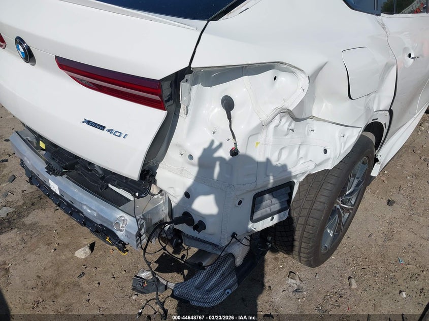 2022 BMW X6 xDrive40I VIN: 5UXCY6C00N9J52432 Lot: 44648767