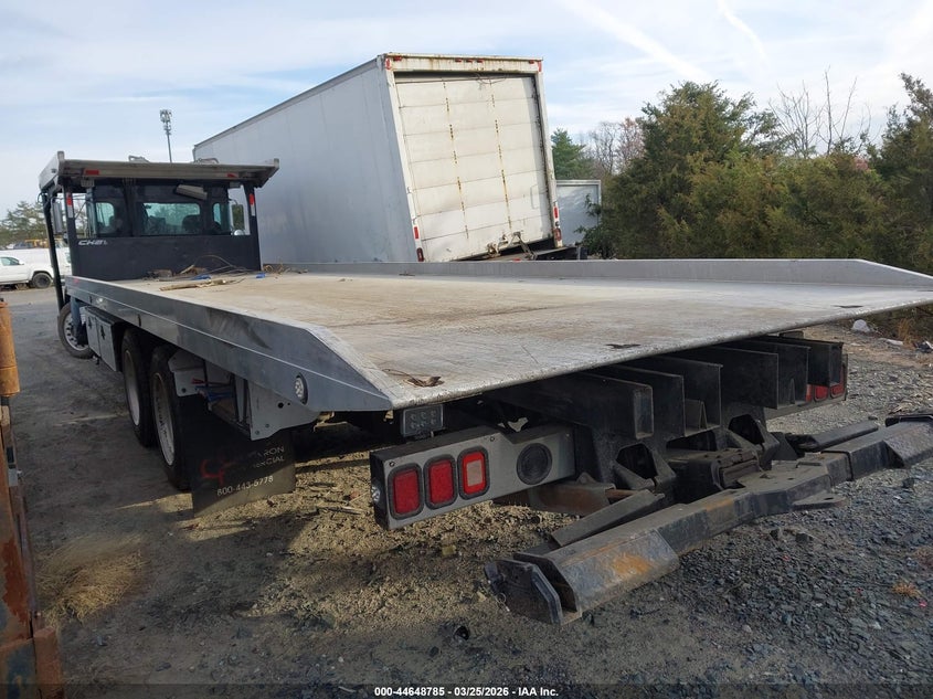 2021 KENWORTH T3 SERIES auction photo 3