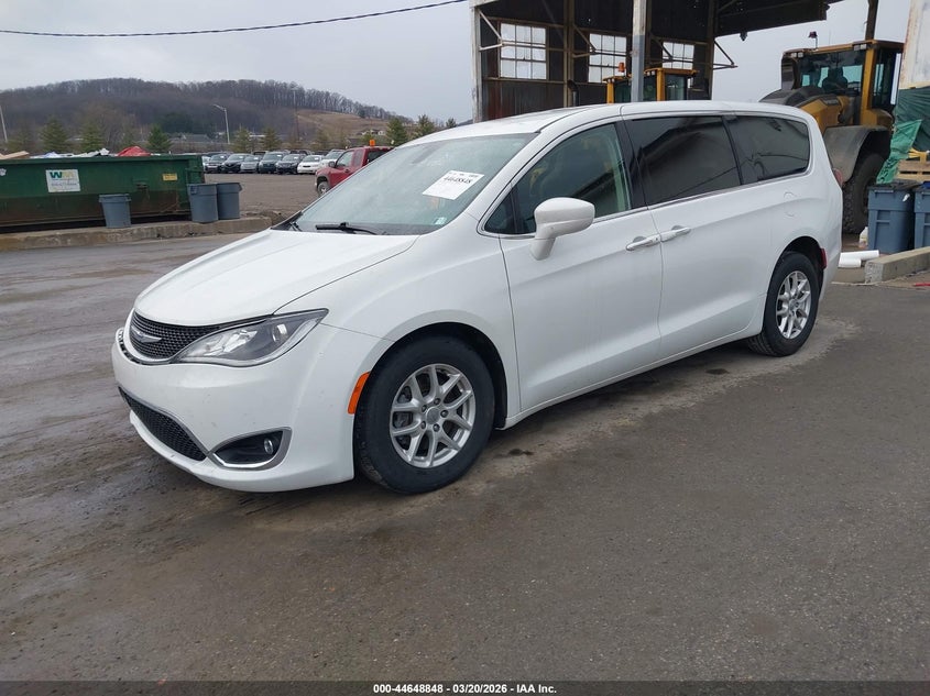 2020 Chrysler Pacifica Touring