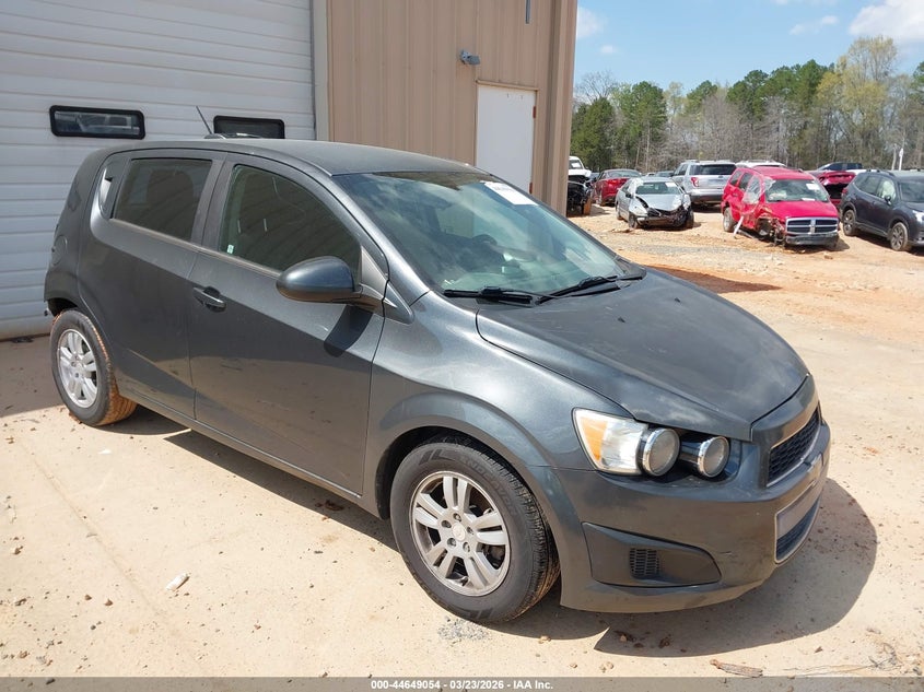 2016 CHEVROLET SONIC LT AUTO