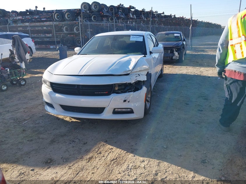 2015 Dodge Charger Sxt