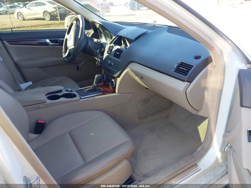 2011 Mercedes-Benz C 300 Luxury/Sport