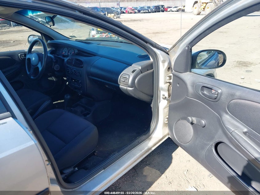 2004 Dodge Neon Se