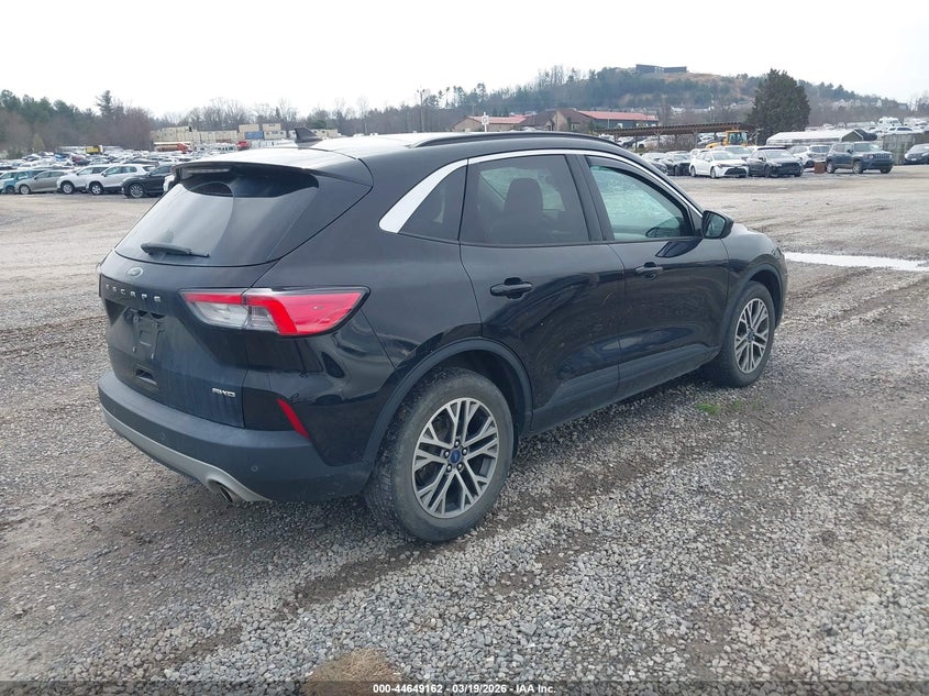 2021 Ford Escape Sel