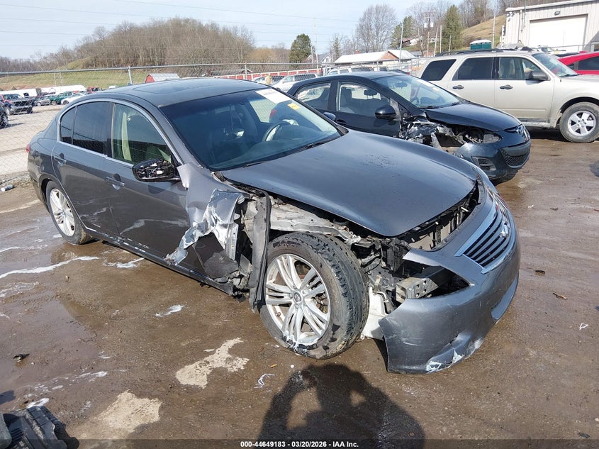2013 Infiniti G37X