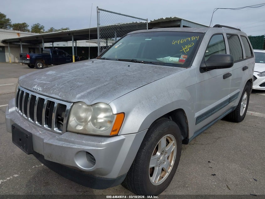 2005 Jeep Grand Cherokee Laredo