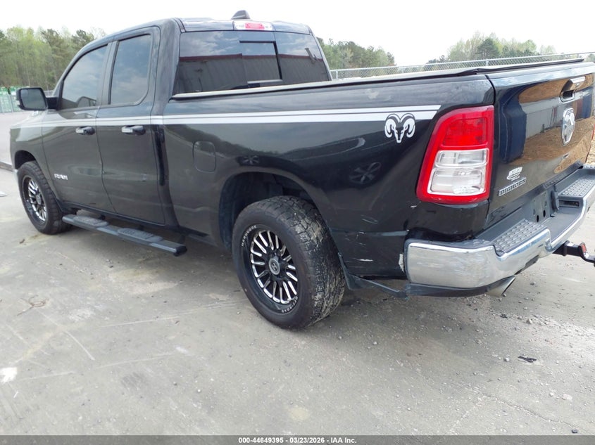 Vin: 1c6rrebt4ln252611, lot: 45146435, ram 1500 big horn  4x2 6'4 box 20203